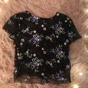 URBAN OUTFITTERS SHEER TOP WITH FLOWER EMBROIDERY